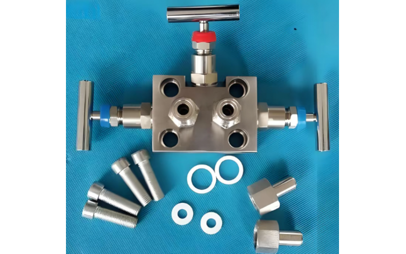 差压变送器三阀组的标准启停顺序及操作逻辑